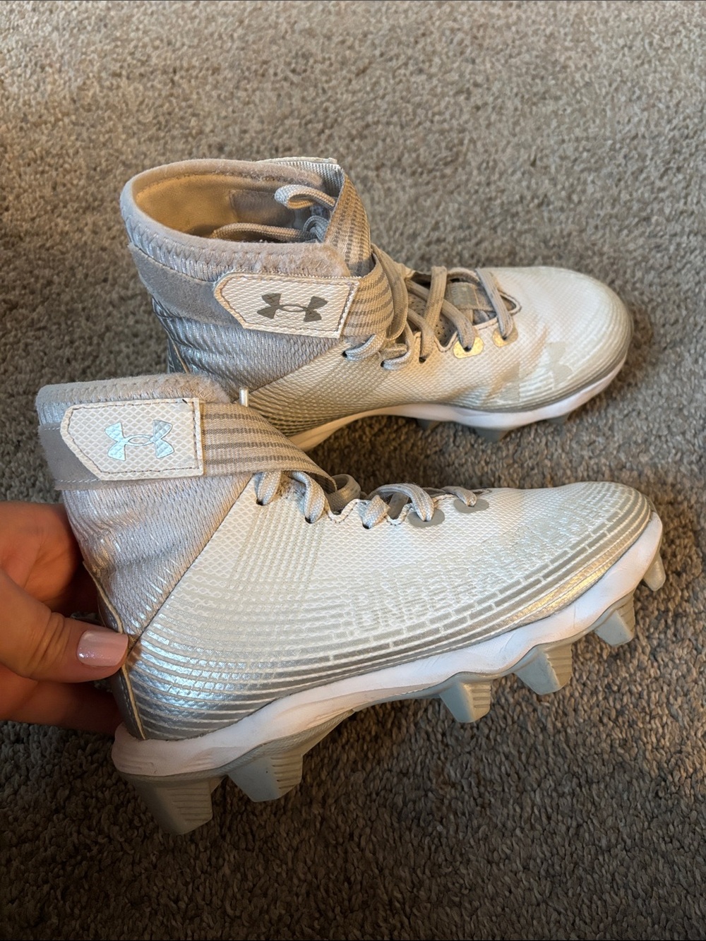 5 for $25🎈Youth under armour cleats